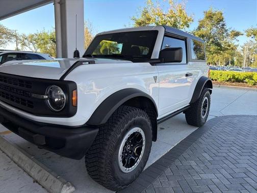 2022 Ford Bronco Base