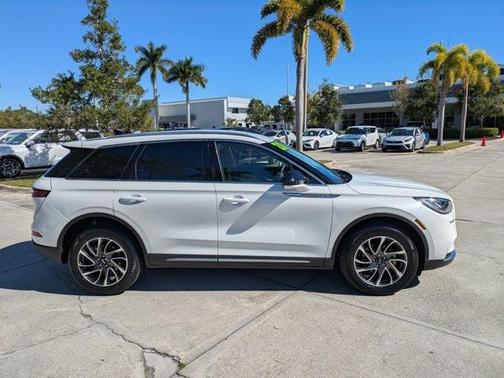 2020 Lincoln Corsair Standard