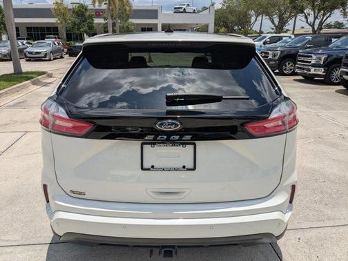 2022 Ford Edge ST Line