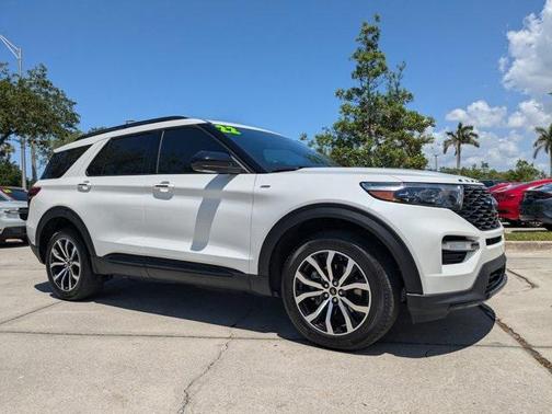 2022 Ford Explorer ST-Line