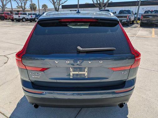 2019 Volvo XC60 T5 Momentum