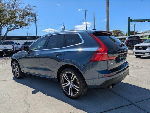 2019 Volvo XC60 T5 Momentum