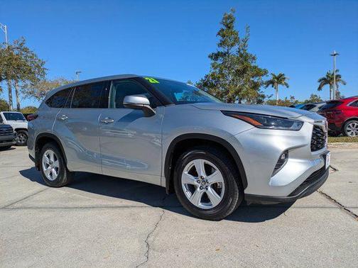 2021 Toyota Highlander LE