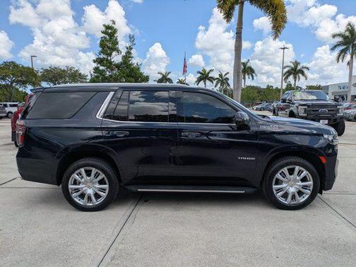 Midnight Blue Metallic 2022 Chevrolet Tahoe 2WD High Country