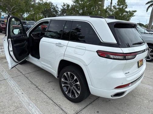 2023 Jeep Grand Cherokee Overland