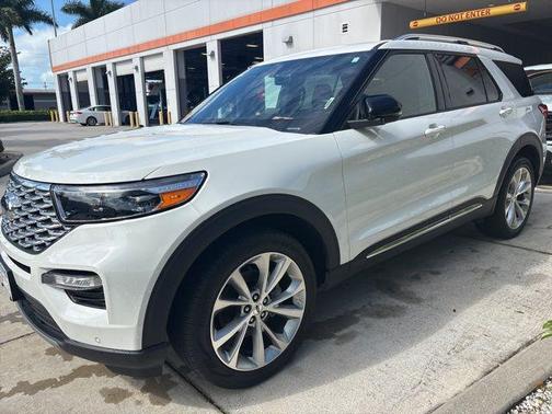 STAR WHITE MET TRI-COAT 2023 Ford Explorer Platinum