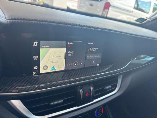 2022 Alfa Romeo Stelvio Quadrifoglio