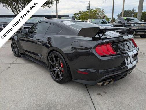 2022 Ford Shelby GT500 Base