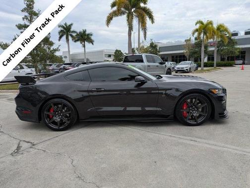 2022 Ford Shelby GT500 Base