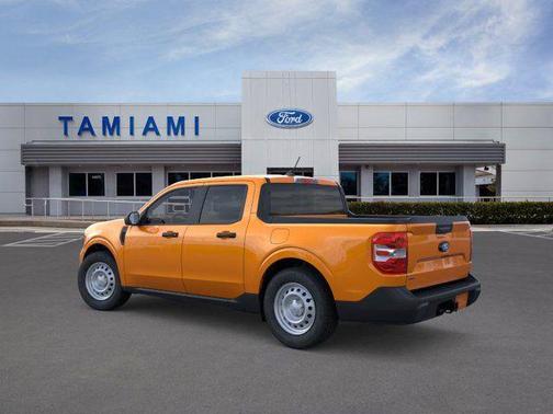 ORANGE FURY METALLIC TRI-COAT 2026 Ford Maverick XL