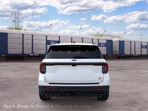 Star White Metallic Tri-Coat 2026 Ford Explorer ST