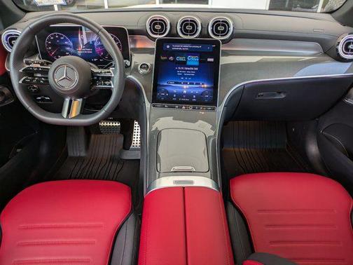 Polar White 2025 Mercedes-Benz GLC 300 4MATIC