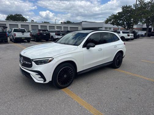 Polar White 2025 Mercedes-Benz GLC 300 4MATIC