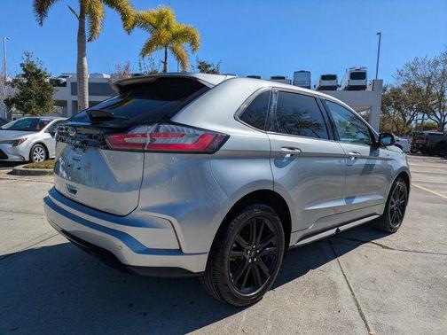 2024 Ford Edge ST Line