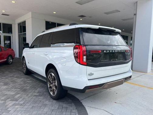 2025 Ford Expedition King Ranch