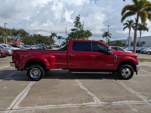 2022 Ford F-350 Lariat