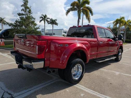 2022 Ford F-350 Lariat