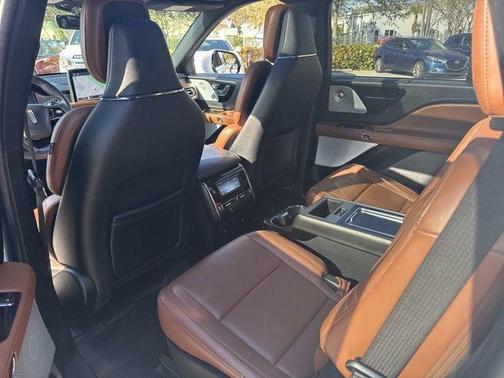 2022 Lincoln Aviator Reserve AWD