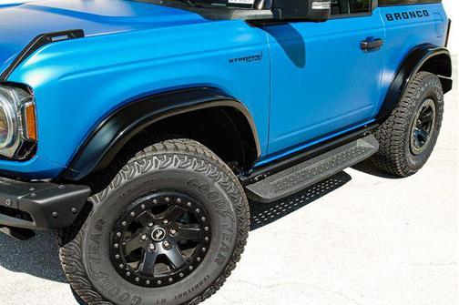 OXFORD WHITE 2025 Ford Bronco Stroppe Edition