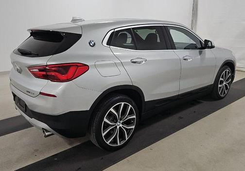 Glacier Silver Metallic 2018 BMW X2 sDrive28i