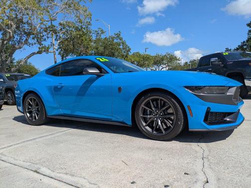 GRABBER BLUE METALLIC 2026 Ford Mustang Dark Horse Fastback