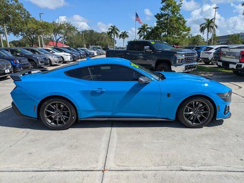 GRABBER BLUE METALLIC 2026 Ford Mustang Dark Horse Fastback