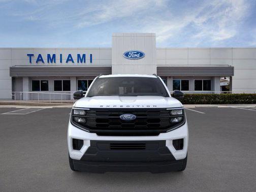 STAR WHITE MET TRI-COAT 2026 Ford Expedition Max Active 4x2