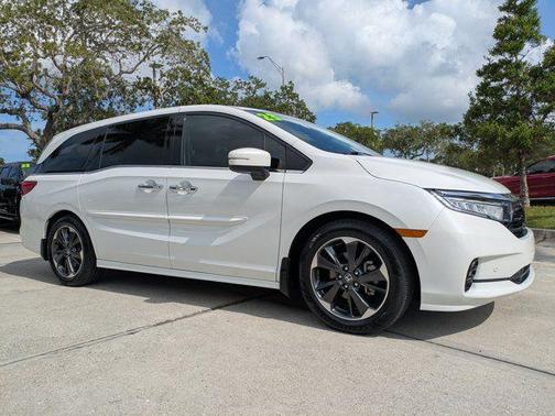 Platinum White Pearl 2023 Honda Odyssey Elite