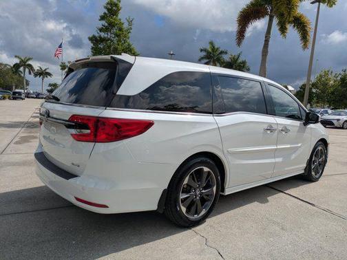Platinum White Pearl 2023 Honda Odyssey Elite