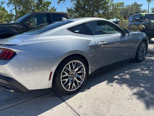 ICONIC SILVER METALLIC 2024 Ford Mustang GT Premium
