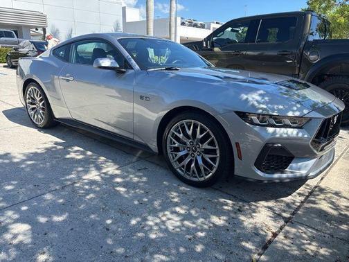 ICONIC SILVER METALLIC 2024 Ford Mustang GT Premium