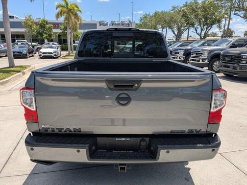 2019 Nissan Titan SV