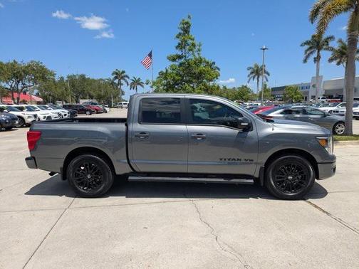 2019 Nissan Titan SV