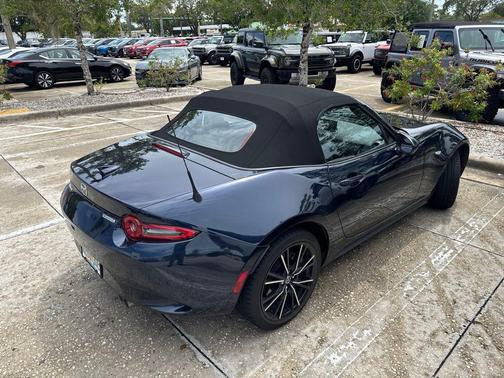 Deep Crystal Blue Mica 2025 Mazda MX-5 Miata Grand Touring