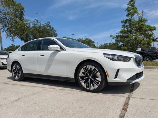 2025 BMW 530 i