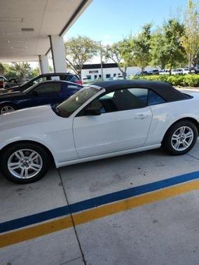 2014 Ford Mustang V6