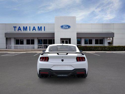 OXFORD WHITE 2026 Ford Mustang Dark Horse Fastback