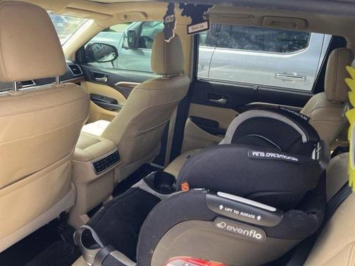 2019 Toyota Highlander Limited Platinum