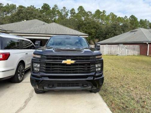 2024 Chevrolet Silverado 2500 Custom