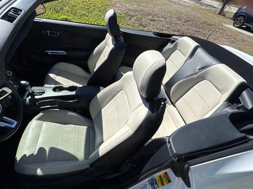 2020 Ford Mustang EcoBoost Premium