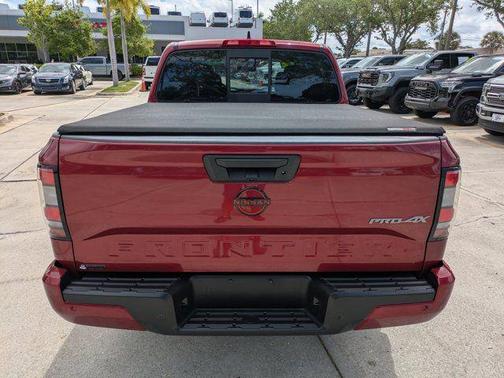 Cardinal Red Tricoat 2022 Nissan Frontier PRO-4X