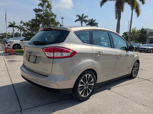 2017 Ford C-Max Energi Titanium
