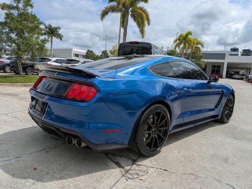 2018 Ford Shelby GT350 Base