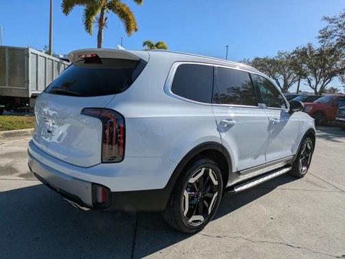 2023 Kia Telluride EX