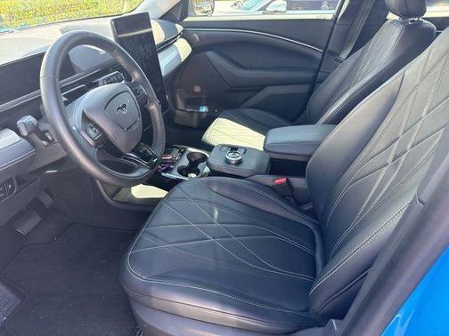 2023 Ford Mustang Mach-E Select