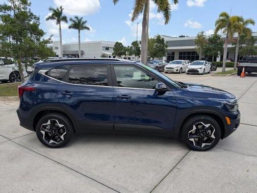 2024 Kia Seltos EX