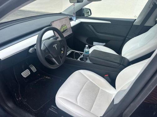 Gray 2023 Tesla Model Y Performance Dual Motor All-Wheel Drive