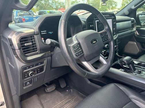 ICONIC SILVER METALLIC 2024 Ford F-150 Lariat