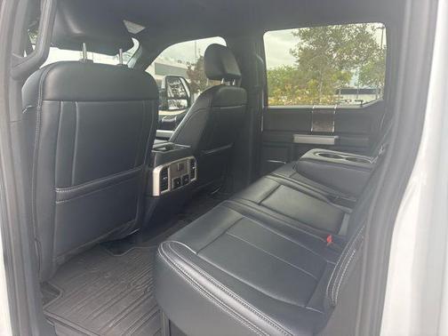 2022 Ford F-450 Lariat