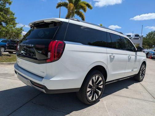 STAR WHITE MET TRI-COAT 2025 Ford Expedition Max Platinum